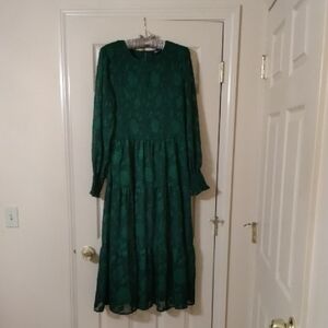 Emerald Green Long Sleeve Tiered Maxi Dress